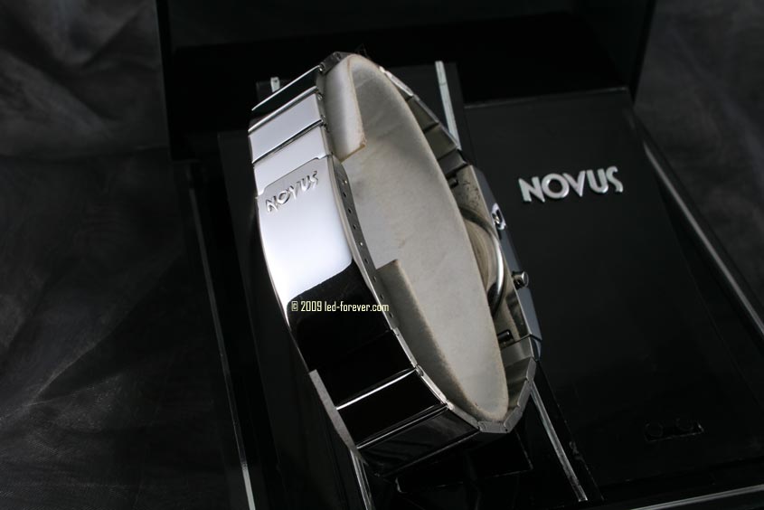 Novus LED watch